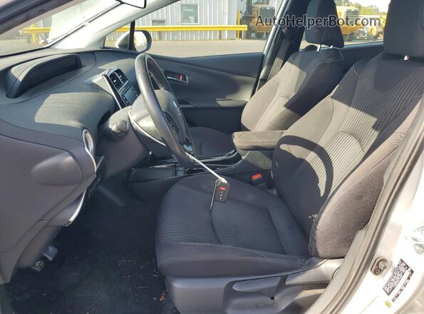 JTDKAMFP5M3166844 2021 TOYOTA PRIUS Серебряный Вид салона спереди