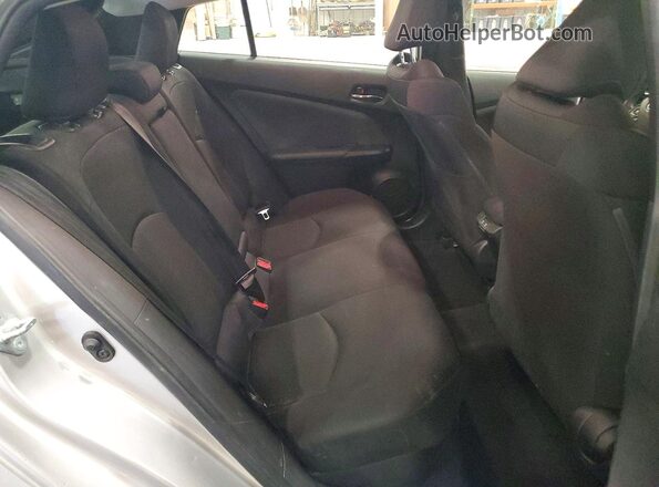 JTDKAMFU3M3143438 2021 TOYOTA PRIUS Silver Widok tylnych siedzeń