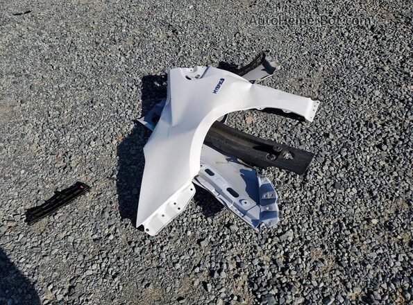 JTDKAMFUXN3172727 2022 TOYOTA PRIUS White Vista del compartimento del motor