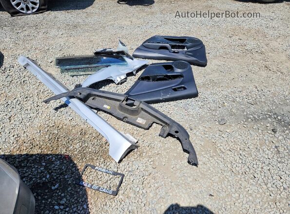 JTDKARFP2K3116168 2019 TOYOTA PRIUS Серебряный Вид подкапотного пространства