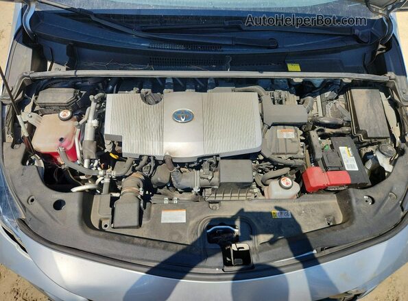 JTDKARFPXH3005828 2017 TOYOTA PRIUS Silver Вид задньої частини салону