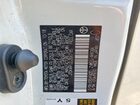 2018 Toyota Prius Three Белый vin: JTDKARFU2J3067185