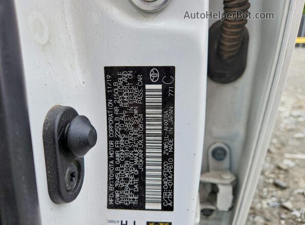 JTDKARFU9L3108754 2020 TOYOTA PRIUS White Widok komory silnika