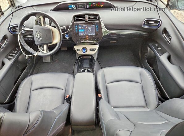 JTDKARFUXH3040634 2017 TOYOTA PRIUS Gray Dashboard view