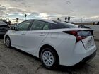 2019 Toyota Prius Белый vin: JTDKARFUXK3099772
