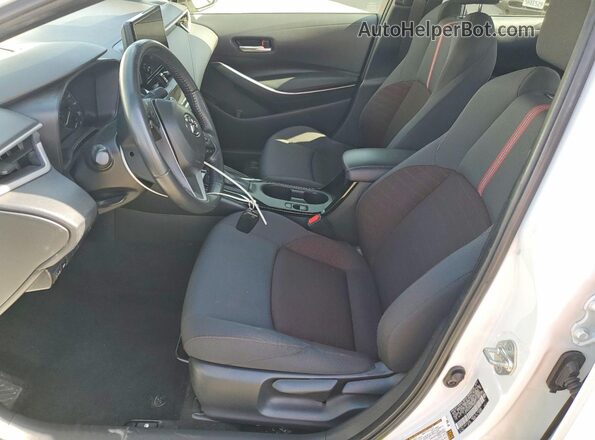 JTDP4MCE6RJ103903 2024 TOYOTA COROLLA White Widok wnętrza z przodu