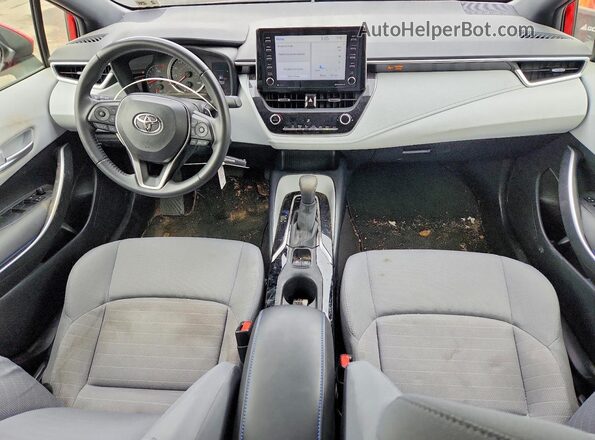 JTDS4MCE3MJ069082 2021 TOYOTA COROLLA Красный Вид панели приборов