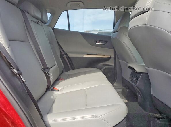 JTEAAAAH9NJ102499 2022 TOYOTA VENZA Red Widok wnętrza z tyłu