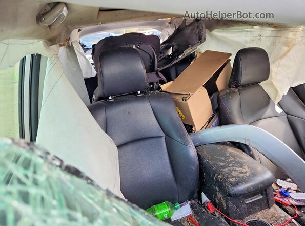 JTEBU5JR0G5325828 2016 TOYOTA 4RUNNER Silver Widok tylnych siedzeń