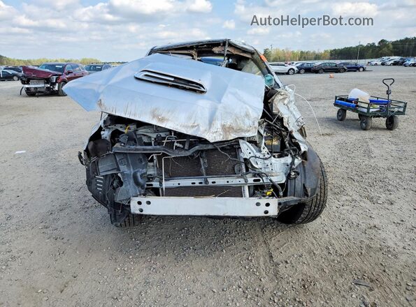 JTEBU5JR0G5325828 2016 TOYOTA 4RUNNER Silver Widok z przodu