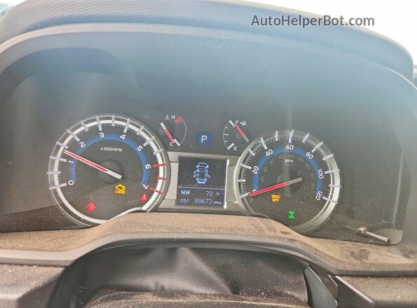 JTEBU5JR1K5674893 2019 TOYOTA 4RUNNER White Widok deski rozdzielczej