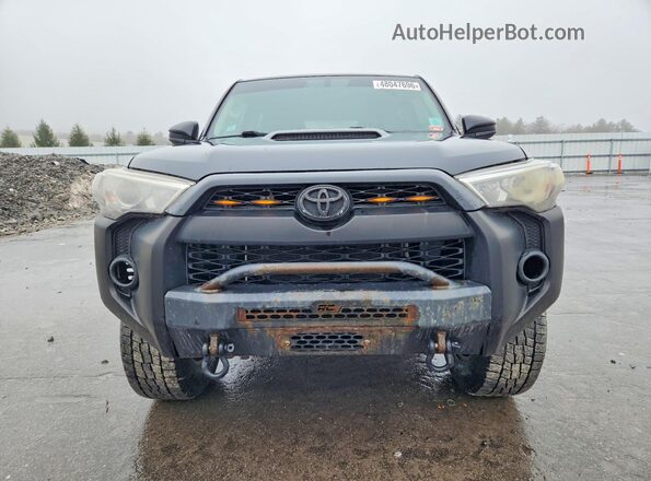 JTEBU5JR5J5493374 2018 TOYOTA 4RUNNER Черный Вид спереди