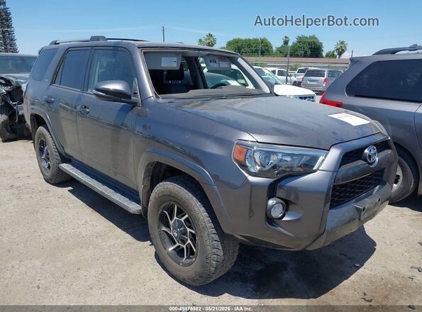 JTEBU5JR5K5682575 2019 TOYOTA 4RUNNER Серый Передняя правая четверть
