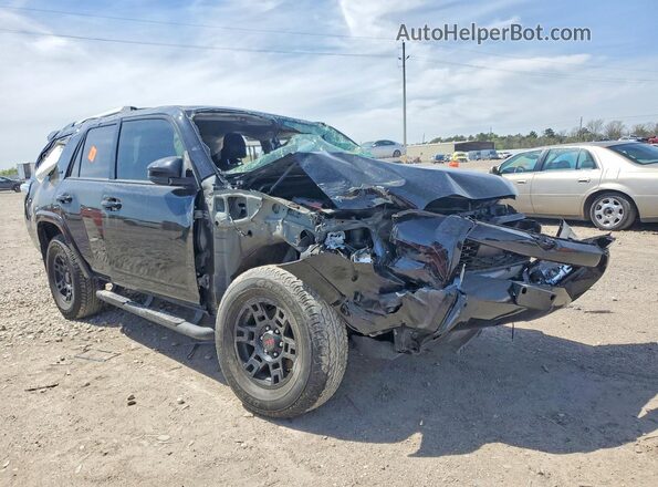 JTEEU5JR0M5238259 2021 TOYOTA 4RUNNER Black Przód prawy