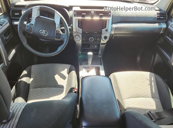 JTEEU5JR0M5241310 2021 TOYOTA 4RUNNER Красный Вид панели приборов