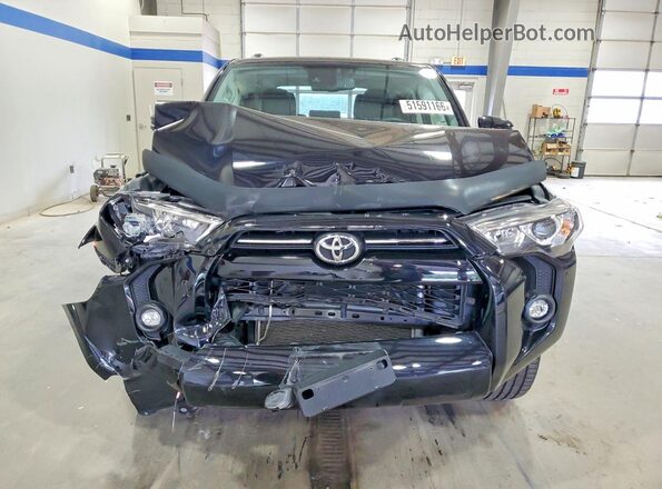 JTEFU5JR8P5282521 2023 TOYOTA 4RUNNER Черный Вид спереди