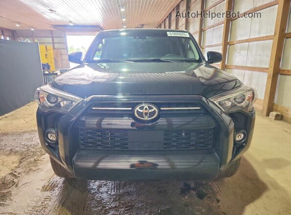 JTEMU5JRXM5958499 2021 TOYOTA 4RUNNER Black Widok z przodu