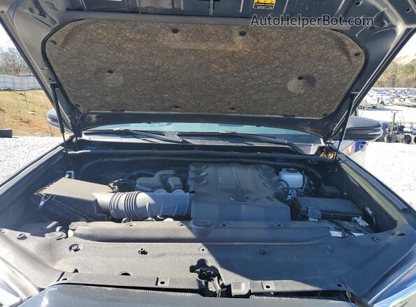 JTENU5JR2R6286217 2024 TOYOTA 4RUNNER Charcoal Engine compartment view