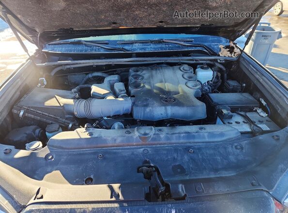 JTERU5JR2P6148918 2023 TOYOTA 4RUNNER Черный Вид подкапотного пространства