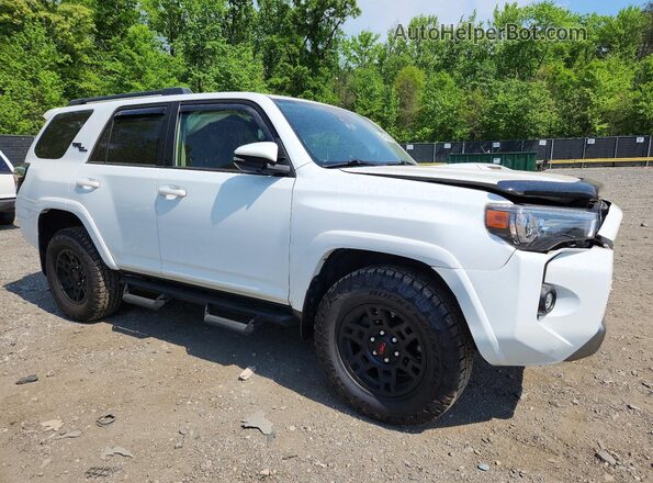 JTERU5JR4M5922863 2021 TOYOTA 4RUNNER White Przód prawy