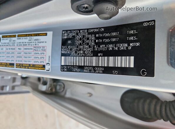 JTERU5JR4P6134504 2023 TOYOTA 4RUNNER Silver Vista de la etiqueta del VIN