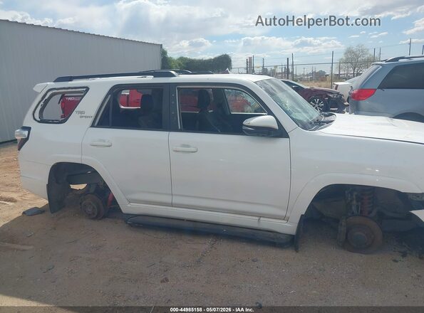 JTESU5JR5N5989006 2022 TOYOTA 4RUNNER White Instrument cluster view