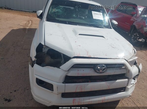 JTESU5JR5N5989006 2022 TOYOTA 4RUNNER White Dashboard view