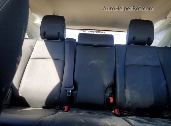 JTESU5JR6R6234480 2024 TOYOTA 4RUNNER Silver Vista de los asientos traseros