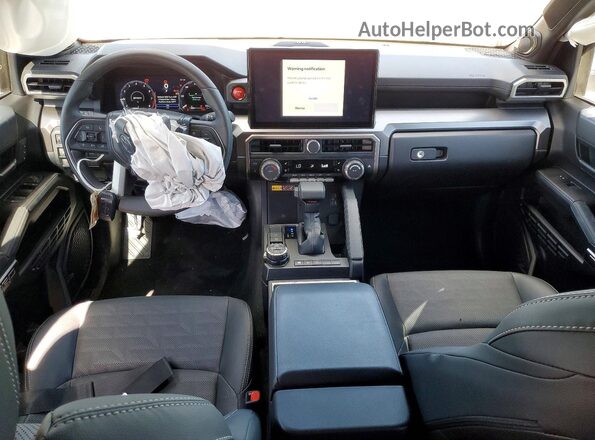 JTEVB5BR2T5028040 2026 TOYOTA 4RUNNER Угольный Вид панели приборов