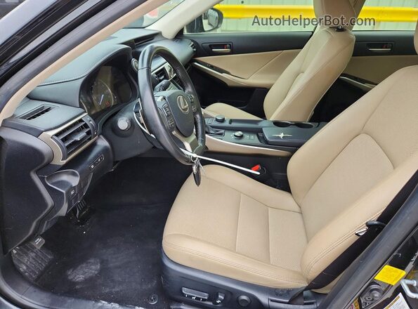 JTHBA1D20H5040387 2017 LEXUS IS Черный Вид салона спереди