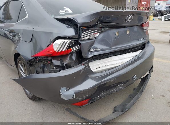 JTHBA1D28H5043599 2017 LEXUS IS 200T Gray Widok z przodu