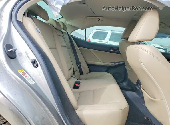 JTHBA1D29H5047208 2017 LEXUS IS Gray Հետևի նստատեղերի տեսք