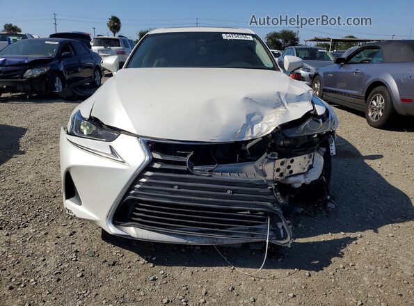 JTHBA1D2XJ5062824 2018 LEXUS IS Белый Вид спереди