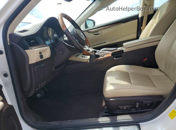 JTHBW1GG2H2136578 2017 LEXUS ES Белый Вид салона спереди