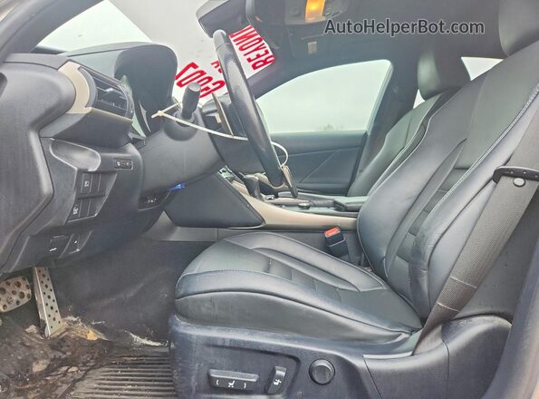 JTHCM1D21H5023075 2017 LEXUS IS Серебряный Вид салона спереди