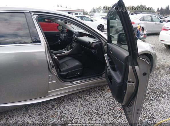 JTHCM1D29H5016875 2017 LEXUS IS 300 Серебряный Вид салона спереди
