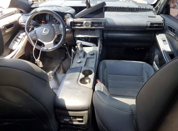 JTHG81F24L5040786 2020 LEXUS IS Серый Вид панели приборов