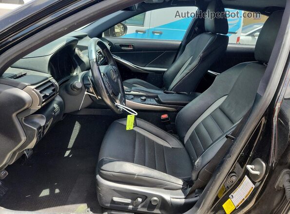 JTHGA1D27L5109137 2020 LEXUS IS Черный Вид салона спереди