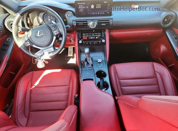 JTHGZ1B26P5065052 2023 LEXUS IS Серебряный Вид панели приборов