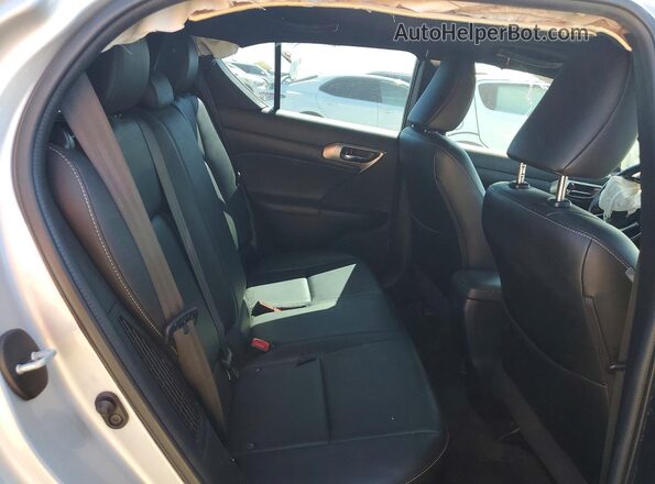 JTHKD5BH4G2271282 2016 LEXUS CT Silver Widok tylnych siedzeń