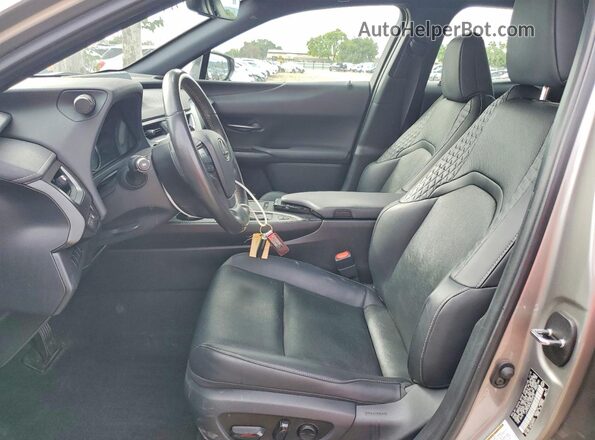 JTHP9JBH3L2023678 2020 LEXUS UX Серый Вид салона спереди
