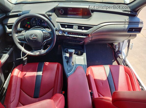 JTHR9JBHXM2039399 2021 LEXUS UX White Widok deski rozdzielczej