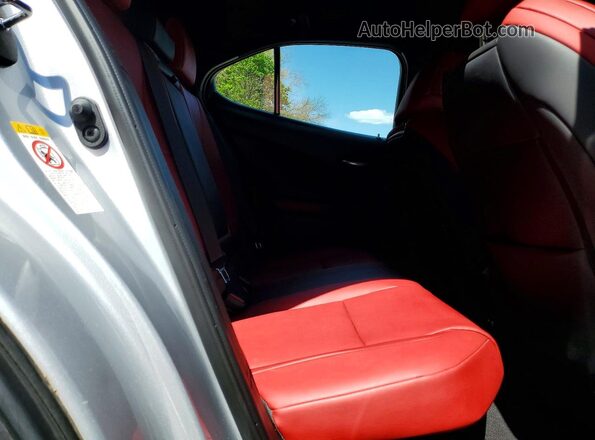 JTHU9JBH3K2013721 2019 LEXUS UX Серебряный Вид задних сидений