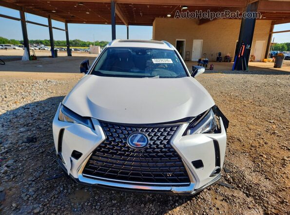 JTHU9JBH5K2017267 2019 LEXUS UX Белый Вид спереди