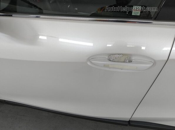 JTHX6JBH5R2176550 2024 LEXUS UX Белый 