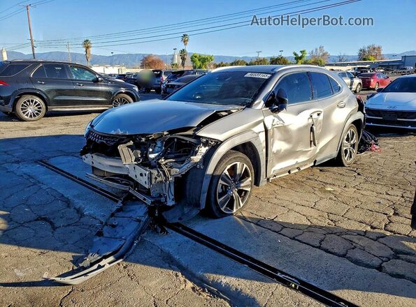 JTHY3JBH2K2016774 2019 LEXUS UX Silver Vista tres cuartos delantera izquierda