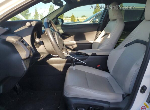 JTHY3JBH4K2001905 2019 LEXUS UX White Front interior view