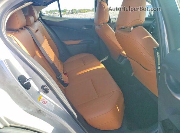 JTHY3JBHXK2016702 2019 LEXUS UX Silver Rear seats view