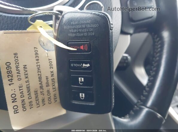 JTJBARBZ2H2143907 2017 LEXUS NX 200T Золотой Вид панели приборов
