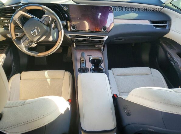 JTJCJMGA3R2016675 2024 LEXUS RX Зеленый Вид панели приборов